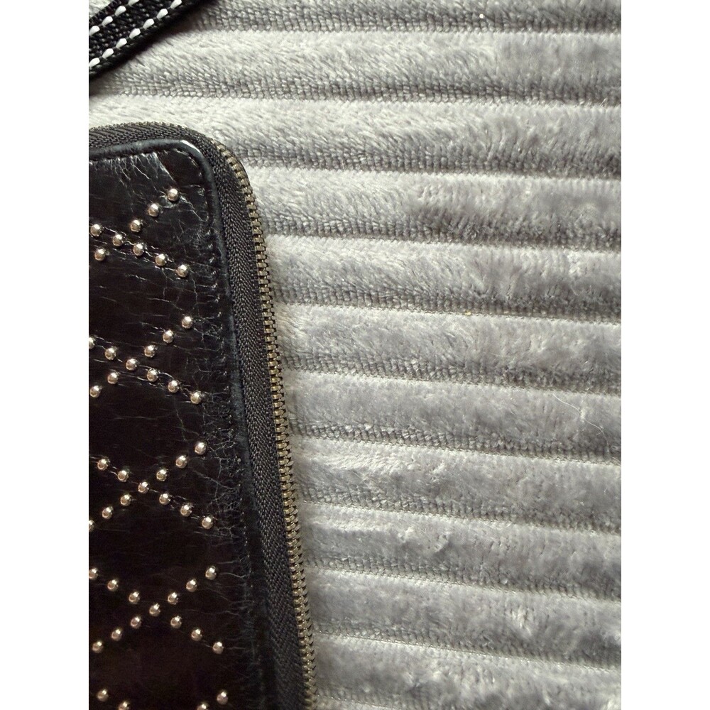 HOBO INTERNATIONAL black SOFT LEATHER ZIP AROUND STUDDED WALLET - Picture 8 of 16